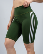 Biker Line Verde Militar - detalle rayas y costuras