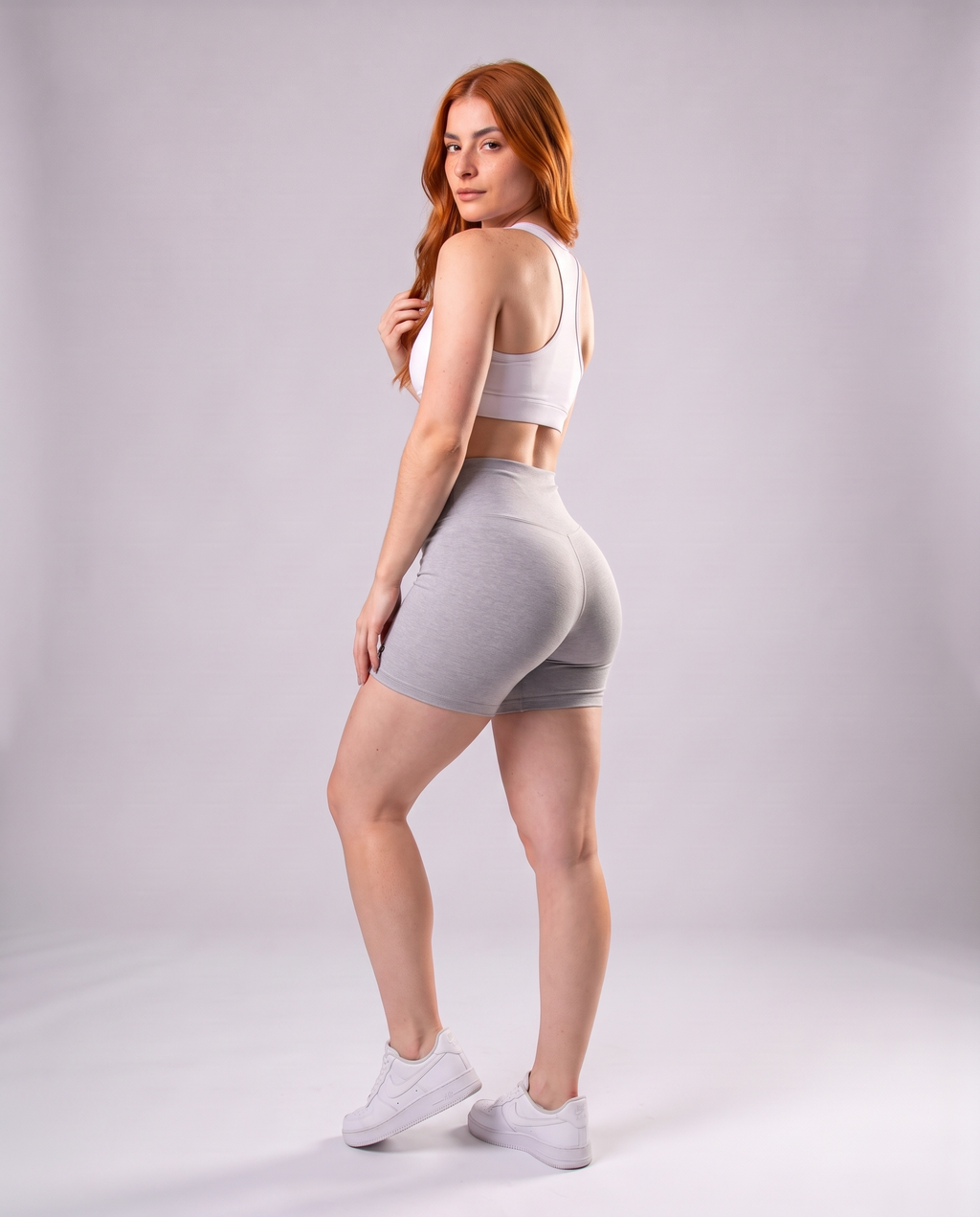 Short Gris - espalda