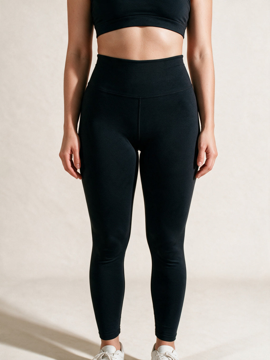 Leggins Powernet negro — detalle de la pretina alta | LincRock
